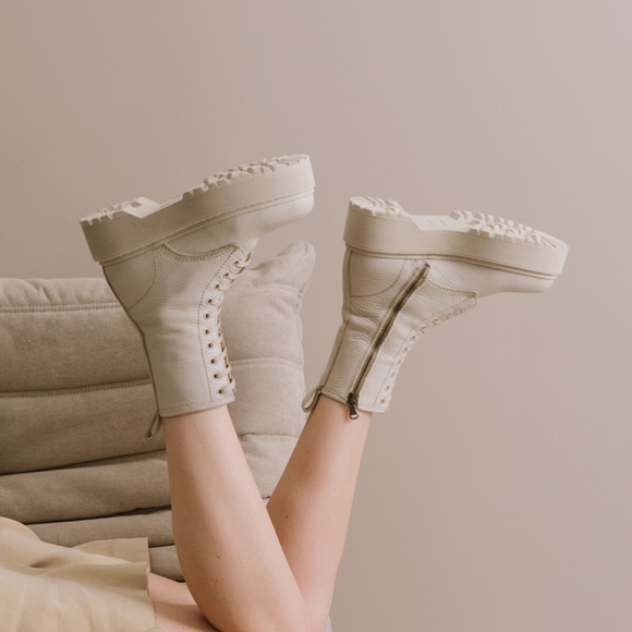 Jonak - Platform Lace Up Boot Ecru 41